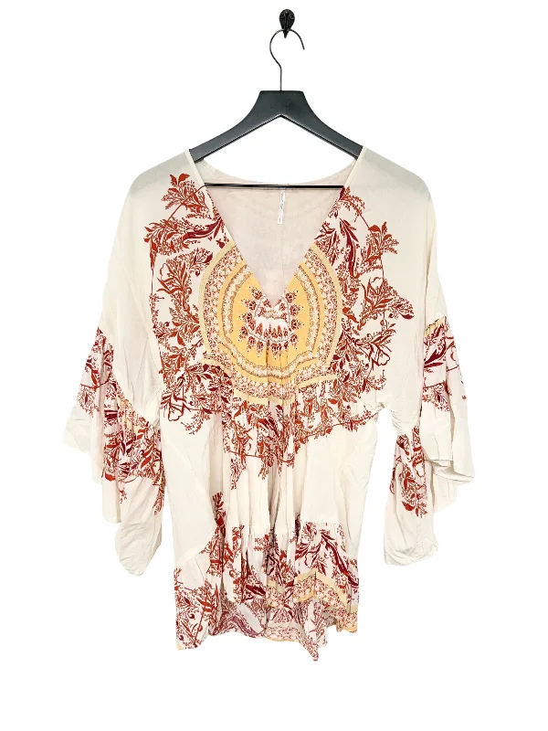 Earthy Minimalism Top Long Sleeve By Free People In Cream & Red, Size: S