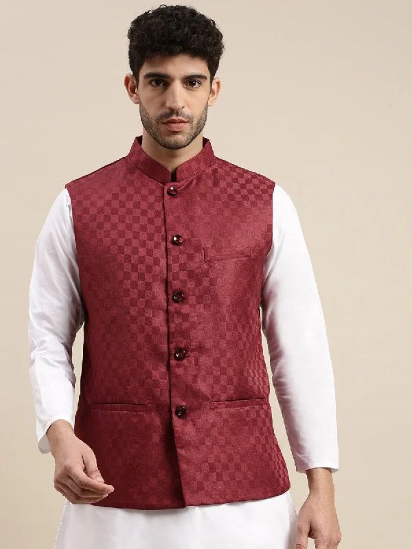 Relaxed Sporty Men Ethnic Jacket Maroon DD2