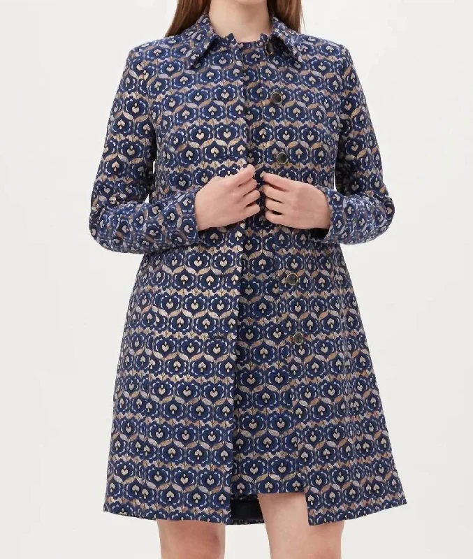 Elevated Fashion Trendy Jeans Asher Coat In Blue Multi