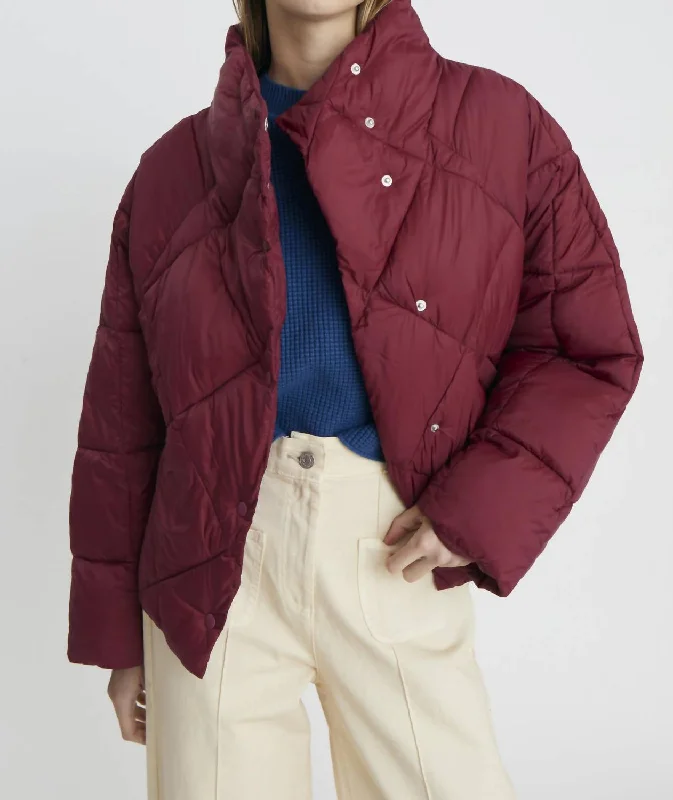 Elevated Streetwear Utility Jackets Giglia Jacket In Wine